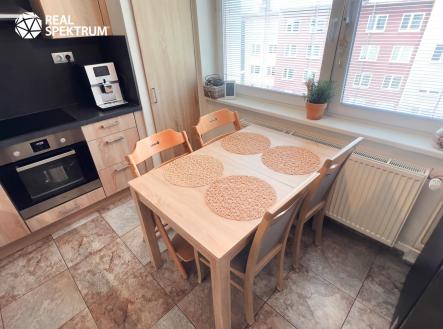 Pronájem bytu, 2+1, 55 m²