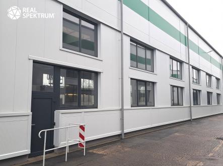 Pronájem komerčního objektu, výroba, 843 m²