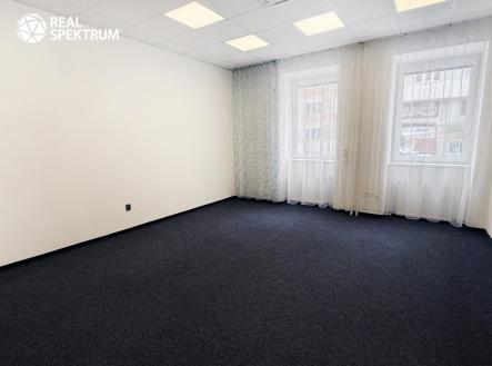 Pronájem kanceláře, 89 m²