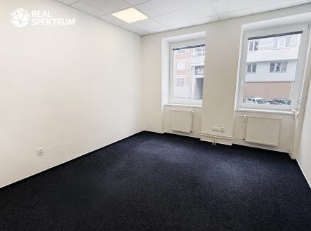 Pronájem kanceláře, 89 m²
