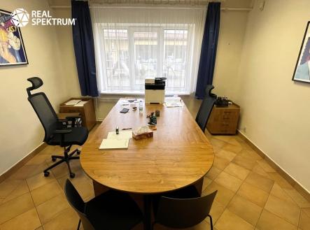 Pronájem kanceláře, 34 m²