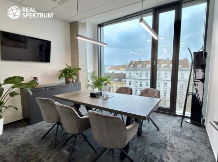 Pronájem kanceláře, 284 m²