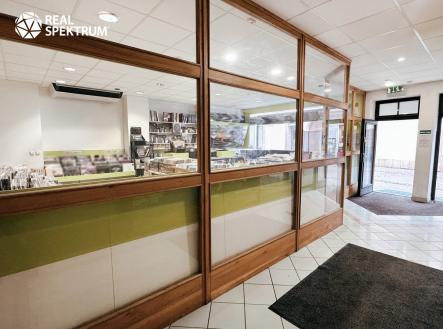 Pronájem obchodní prostor, 117 m²
