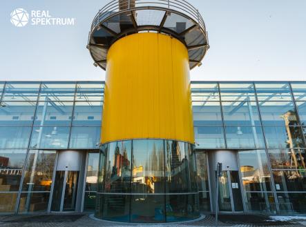 Pronájem kanceláře, 1 000 m²