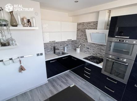 Pronájem bytu, 2+1, 55 m²