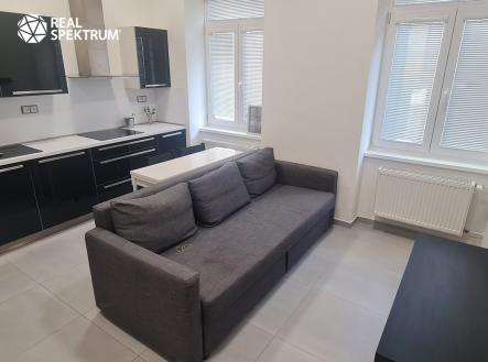 Pronájem bytu, 2+kk, 46 m²