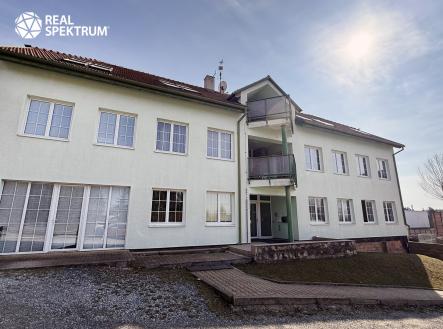 Pronájem kanceláře, 72 m²