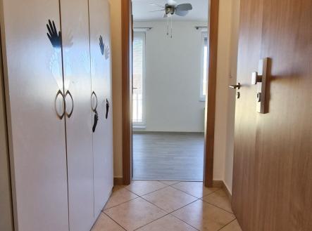 Pronájem bytu, 1+kk, 30 m²