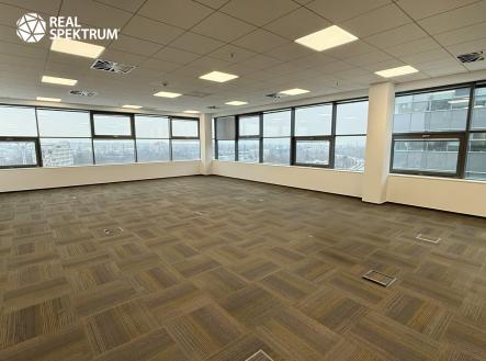 Pronájem kanceláře, 240 m²