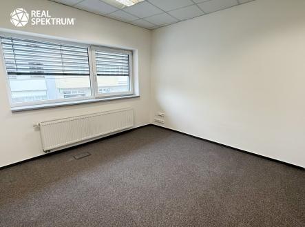 Pronájem kanceláře, 100 m²