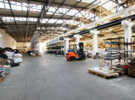 Pronájem komerčního objektu, výroba, 3 047 m²