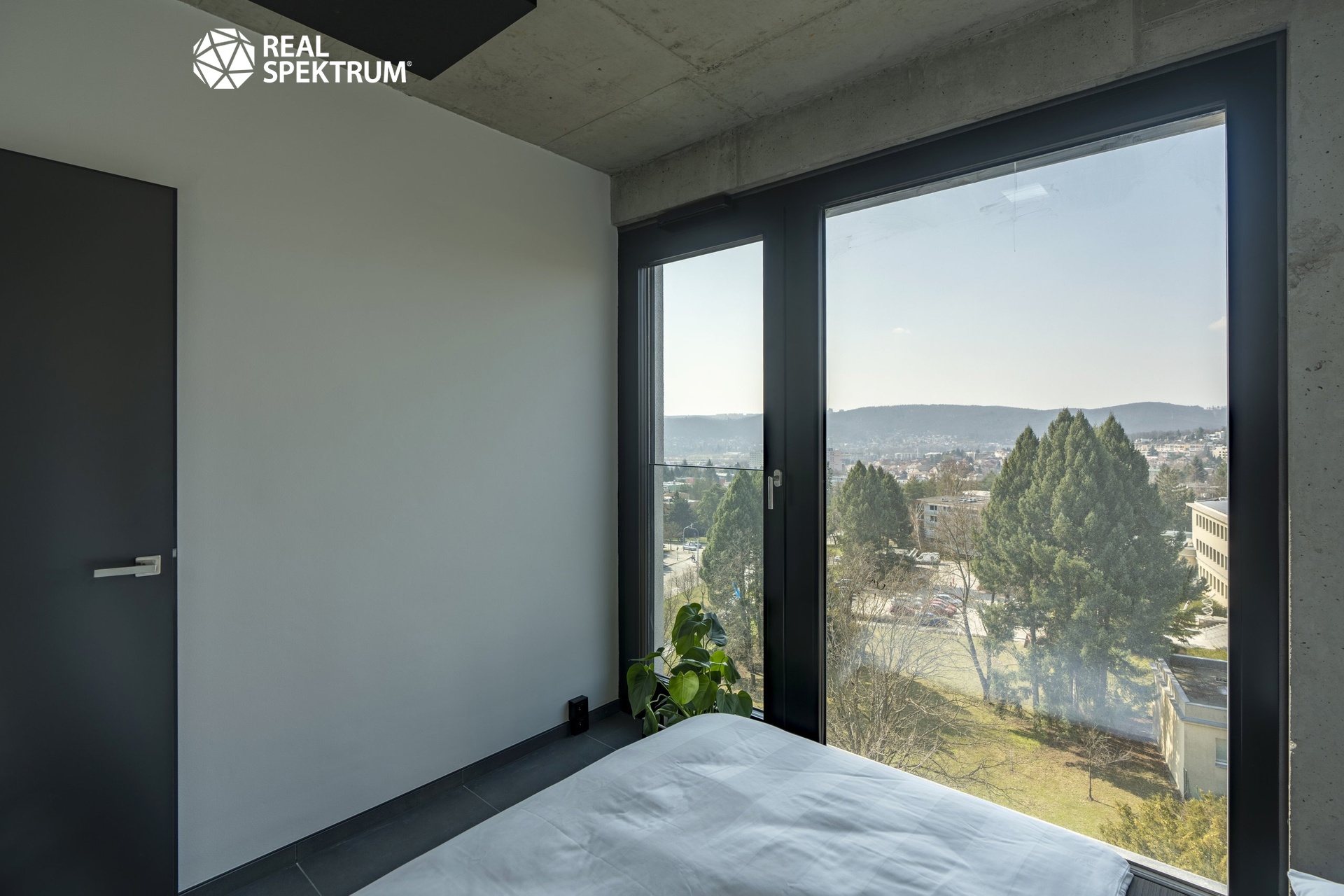 Foto_Lighthouse_Brno_DSC04100-HDR