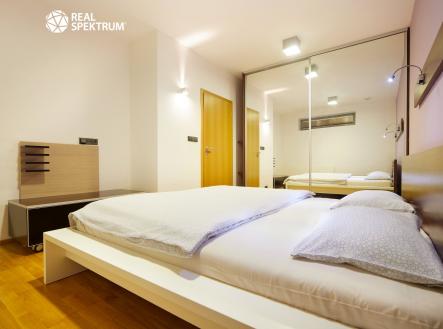 Pronájem bytu, 2+kk, 87 m²