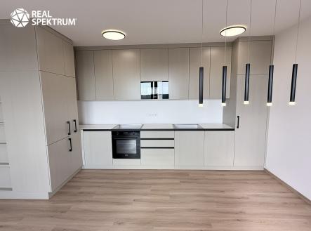 Pronájem bytu, 2+kk, 80 m²