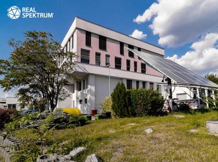 Pronájem kanceláře, 70 m²