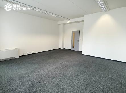 Pronájem kanceláře, 105 m²