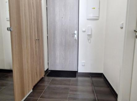 Pronájem bytu, 1+kk, 37 m²
