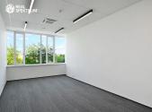 Pronájem kanceláře, 90 m²