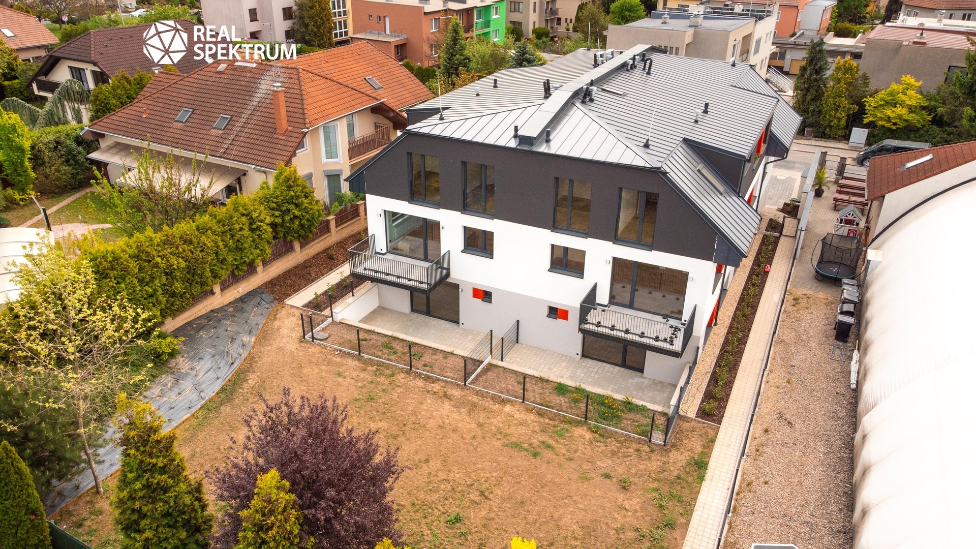 REALSPEKTRUM I Tesnohlidkova 11a,Slapanice-7