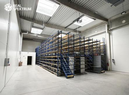 Pronájem komerčního objektu, sklad, 462 m²
