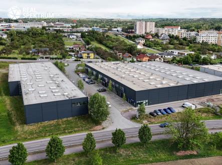 Pronájem komerčního objektu, sklad, 462 m²