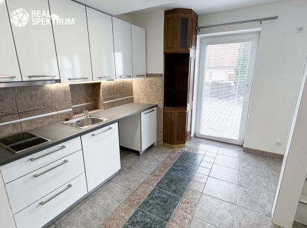 Pronájem bytu, 1+kk, 37 m²