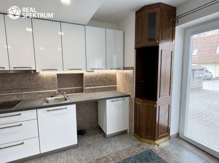 Pronájem bytu, 1+kk, 37 m²