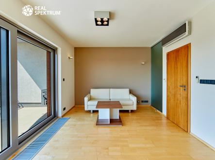 Pronájem bytu, 2+kk, 54 m²