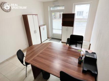 Pronájem kanceláře, 24 m²