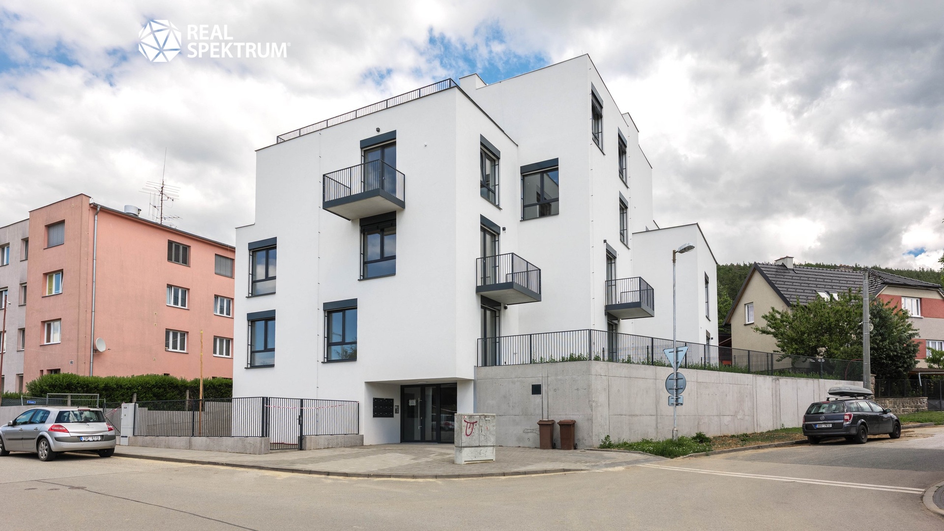 RS I Na Rybnicku, Tisnov-9