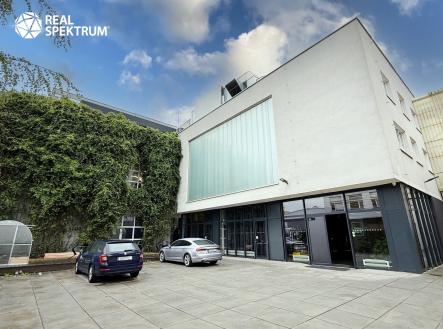 Pronájem kanceláře, 70 m²