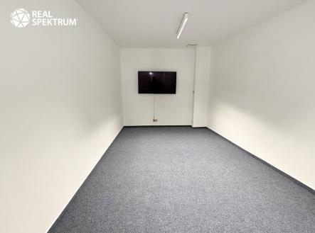 Pronájem kanceláře, 86 m²