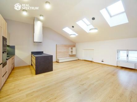 Pronájem bytu, 2+kk, 69 m²
