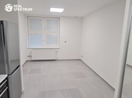 Pronájem bytu, 1+kk, 27 m²