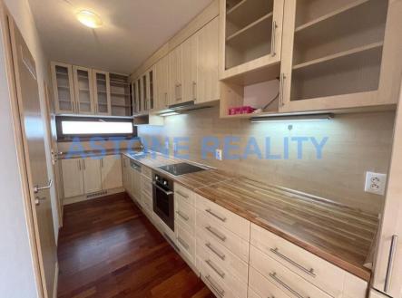 Pronájem domu/vily, 145 m²