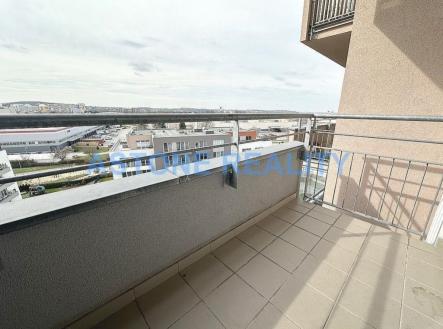 Pronájem bytu, 1+kk, 34 m²