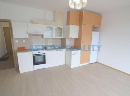 Pronájem bytu, 1+kk, 36 m²