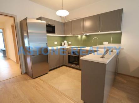 Pronájem bytu, 4+kk, 110 m²