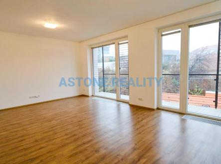 Pronájem bytu, 2+kk, 69 m²
