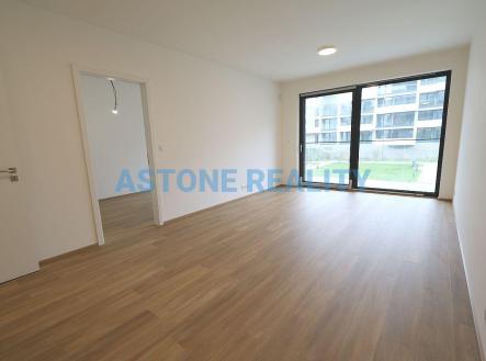 Pronájem bytu, 2+kk, 63 m²