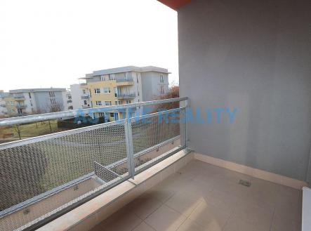 Pronájem bytu, 3+kk, 141 m²