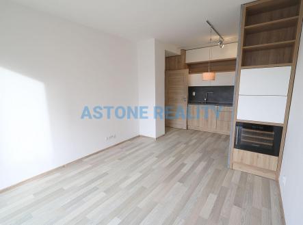 Pronájem bytu, 3+kk, 63 m²