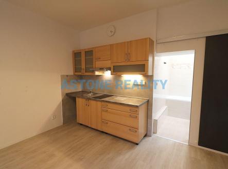 Pronájem bytu, 1+kk, 37,5 m²