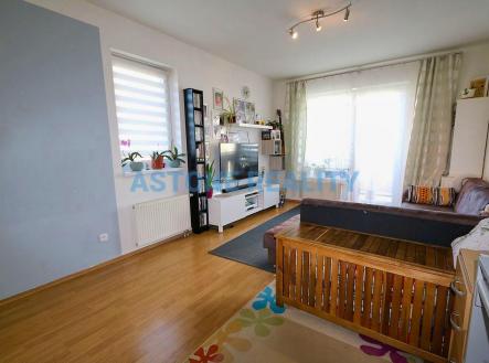 Pronájem bytu, 2+kk, 58 m²