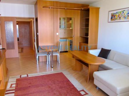 Pronájem bytu, 2+kk, 65 m²