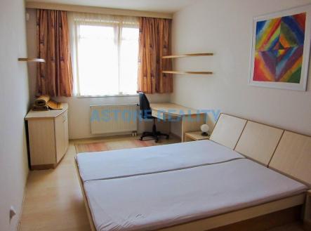 Pronájem bytu, 2+kk, 65 m²