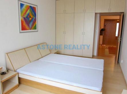 Pronájem bytu, 2+kk, 65 m²