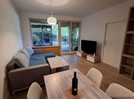 Pronájem bytu, 2+kk, 81 m² obrázek