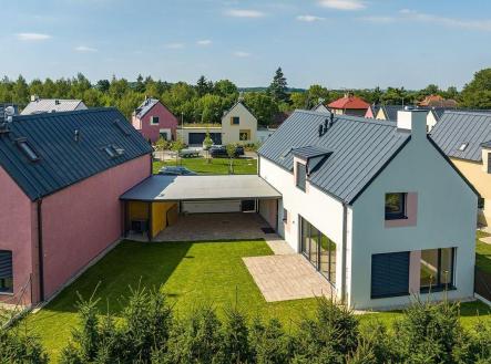 Pronájem domu/vily, 150 m²