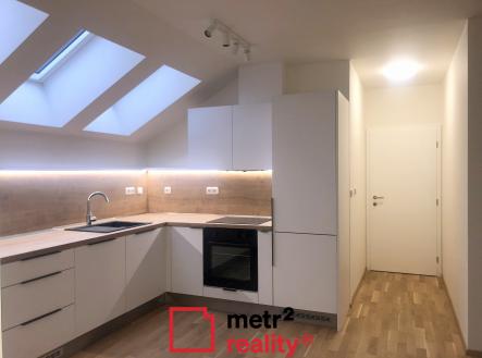 Pronájem bytu, 2+1, 74 m²